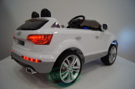 Электромобиль RiverToys AUDI Q7-WHITE