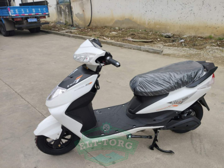 Электроскутер GreenCamel Трофи (60V 1500W R10) Электроскутер GreenCamel Трофи (60V 1500W R10)