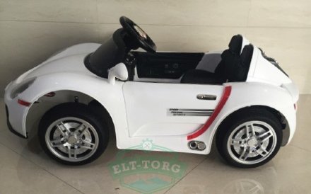 Электромобиль RiverToys Porshe O003OO-VIP-WHITE